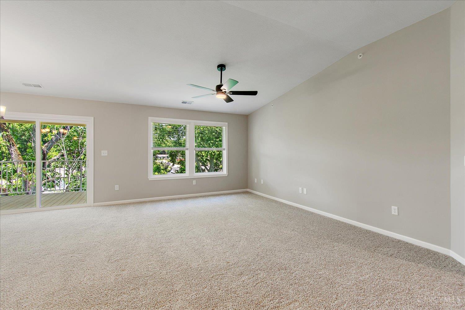 527 Tradition Ridge Property Photo 7