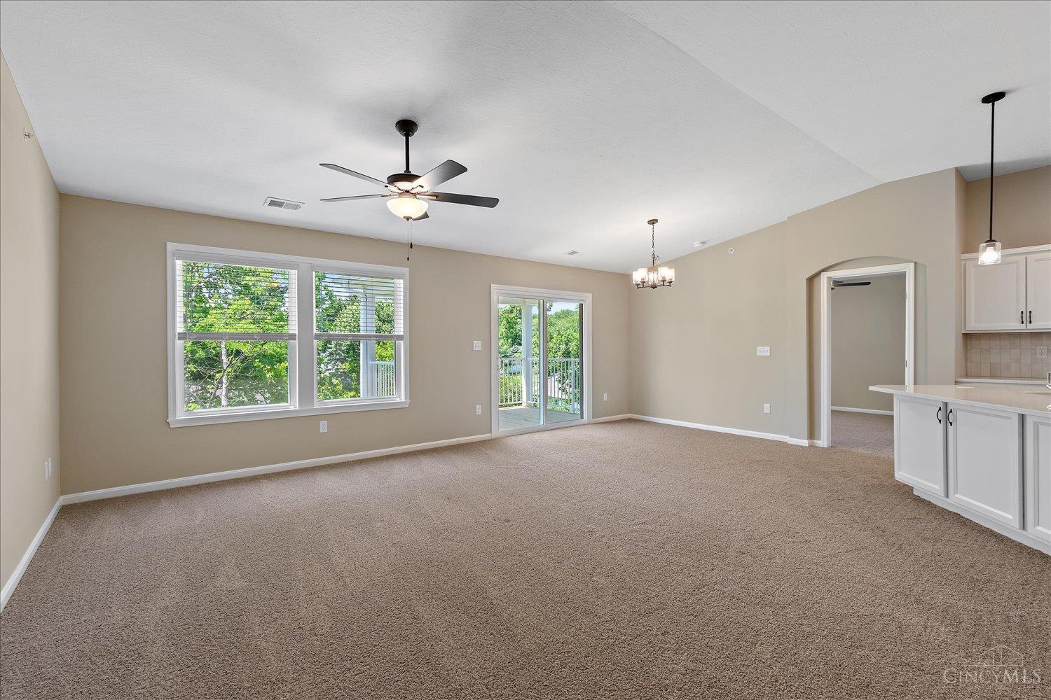 547 Tradition Ridge Property Photo 8