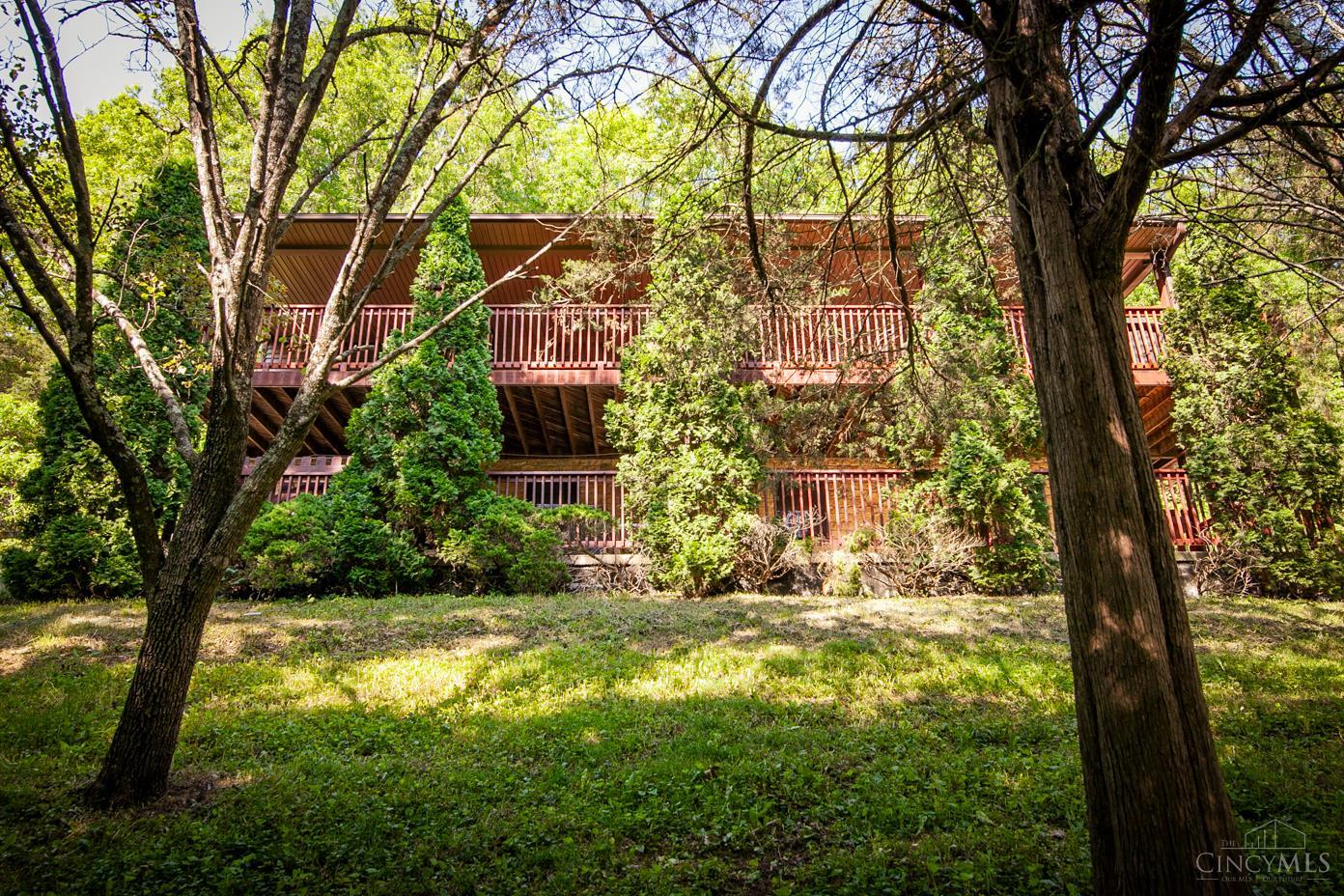 9045 Big Cedar Rd Property Photo 1