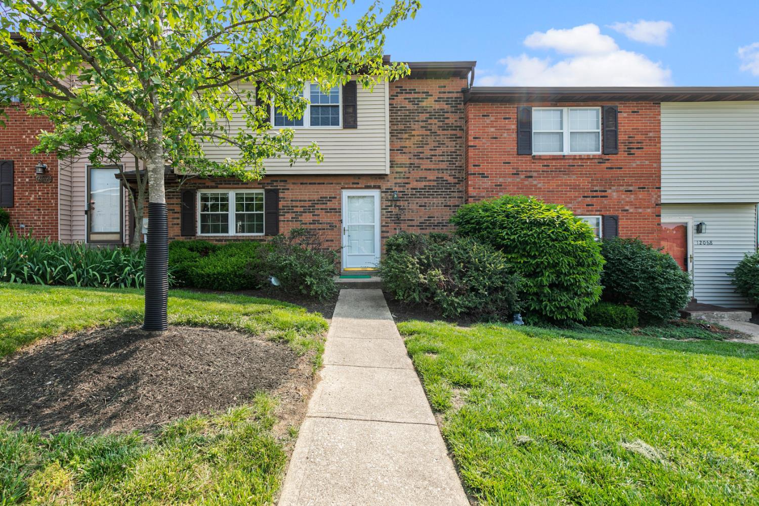 12070 Crossings Drive Property Photo 1