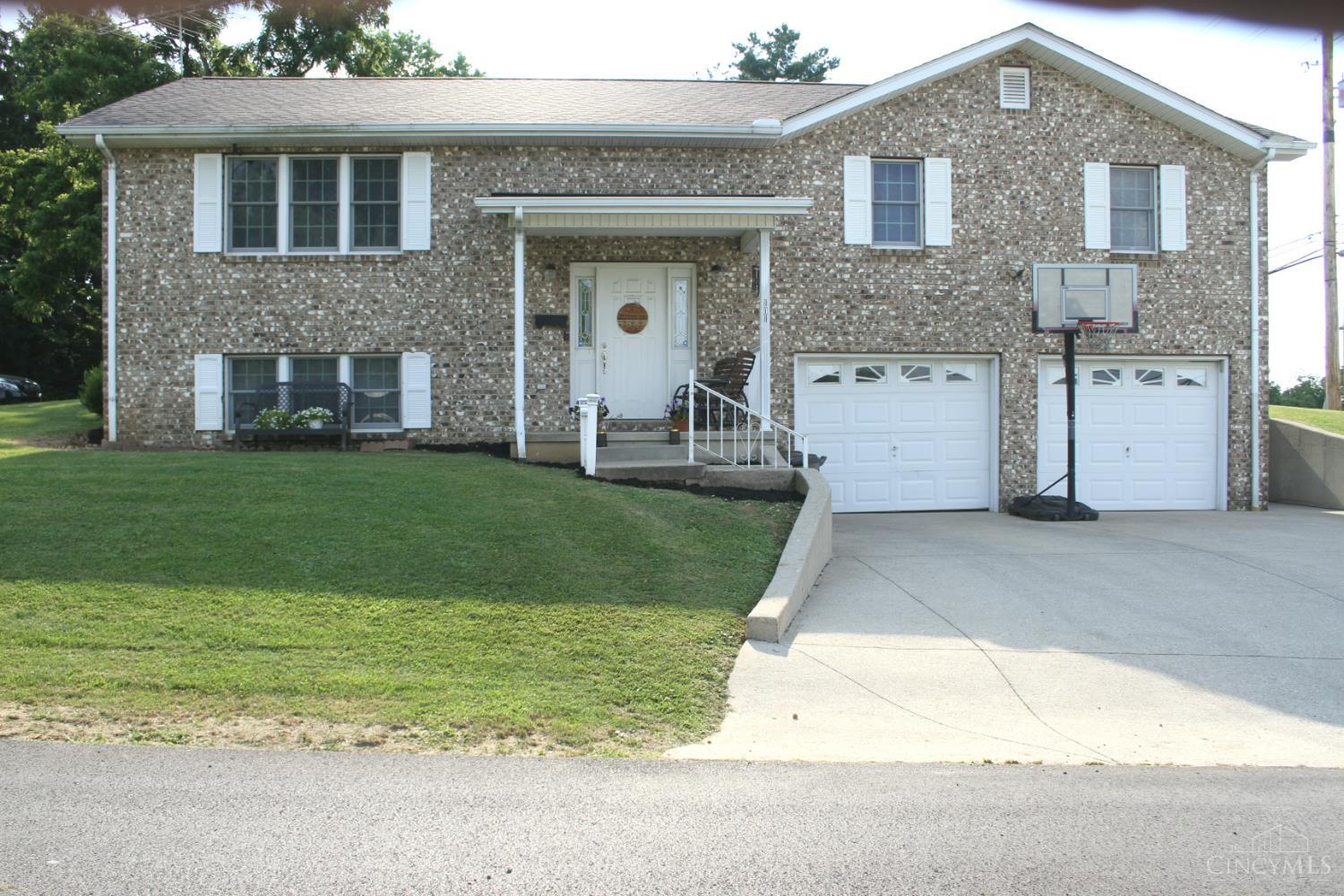 S 101 Mound Street Property Photo 1