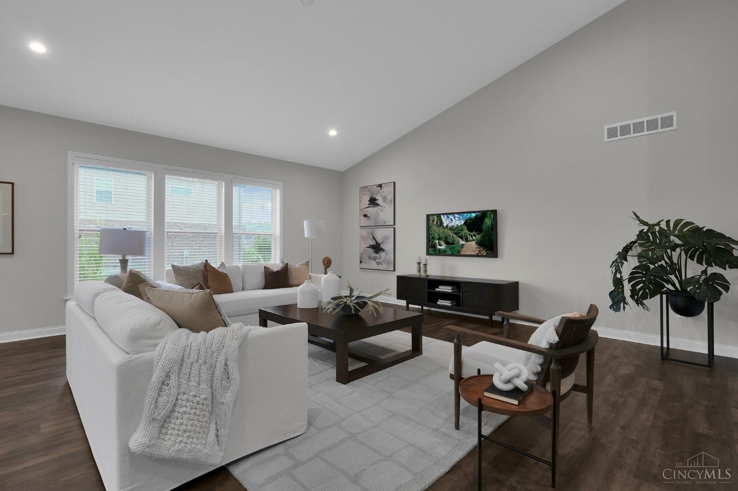 3253 Nina Court Property Photo 2