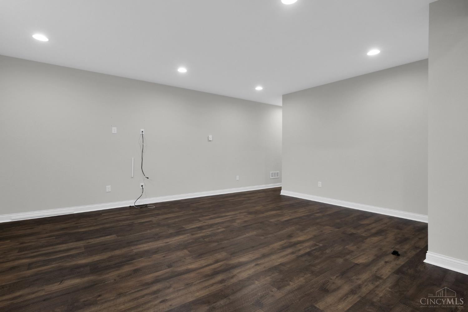 3253 Nina Court Property Photo 18