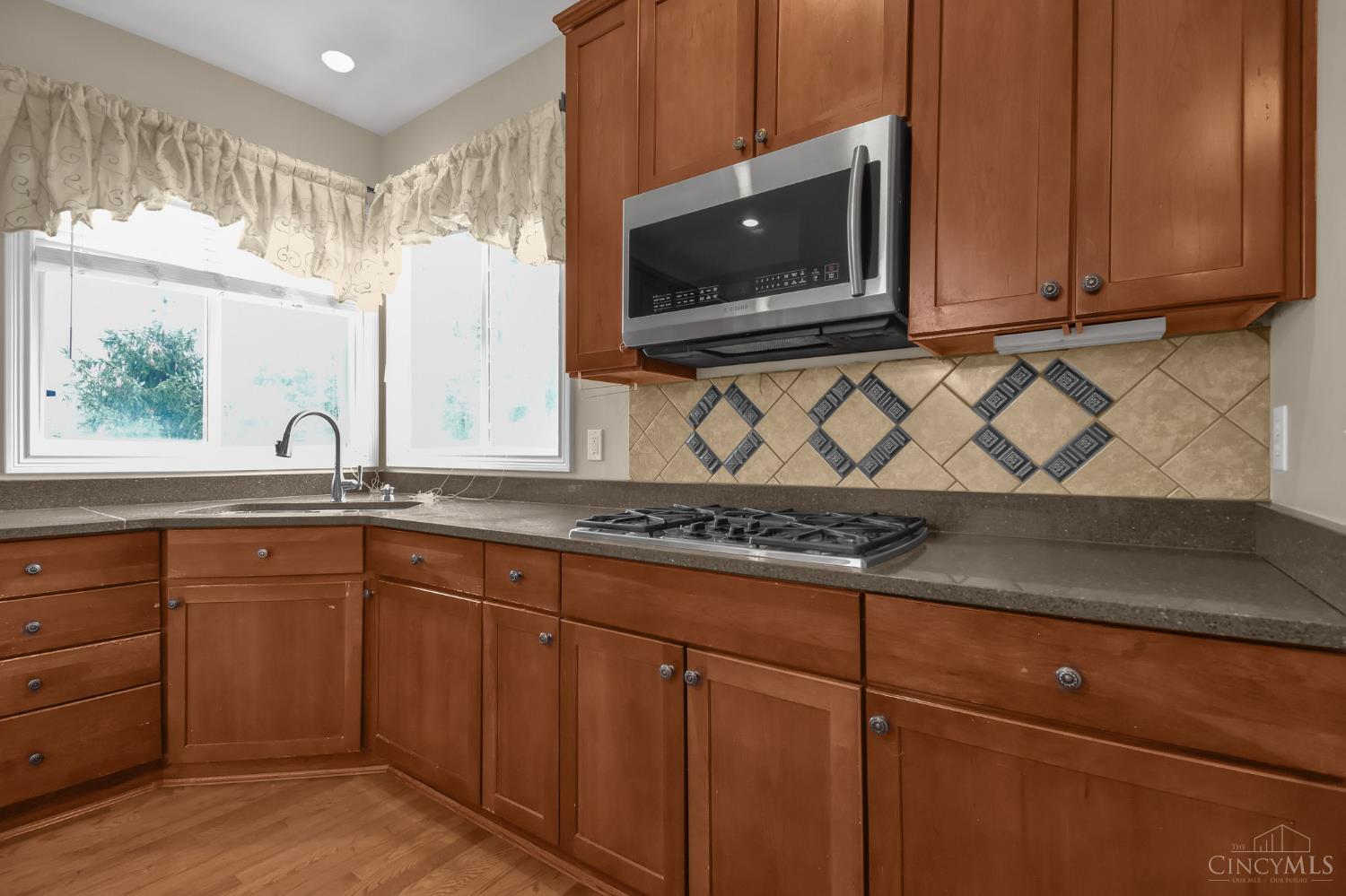 3684 Stonebrooke Court Property Photo 14