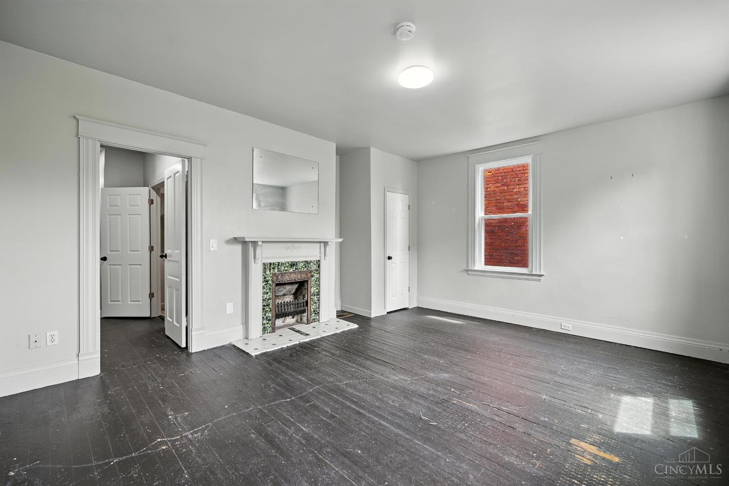 404 Warner Street Property Photo 5