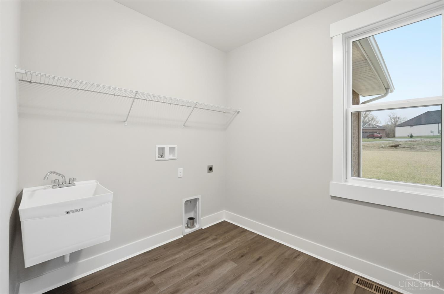 511 Shawn Drive Property Photo 27