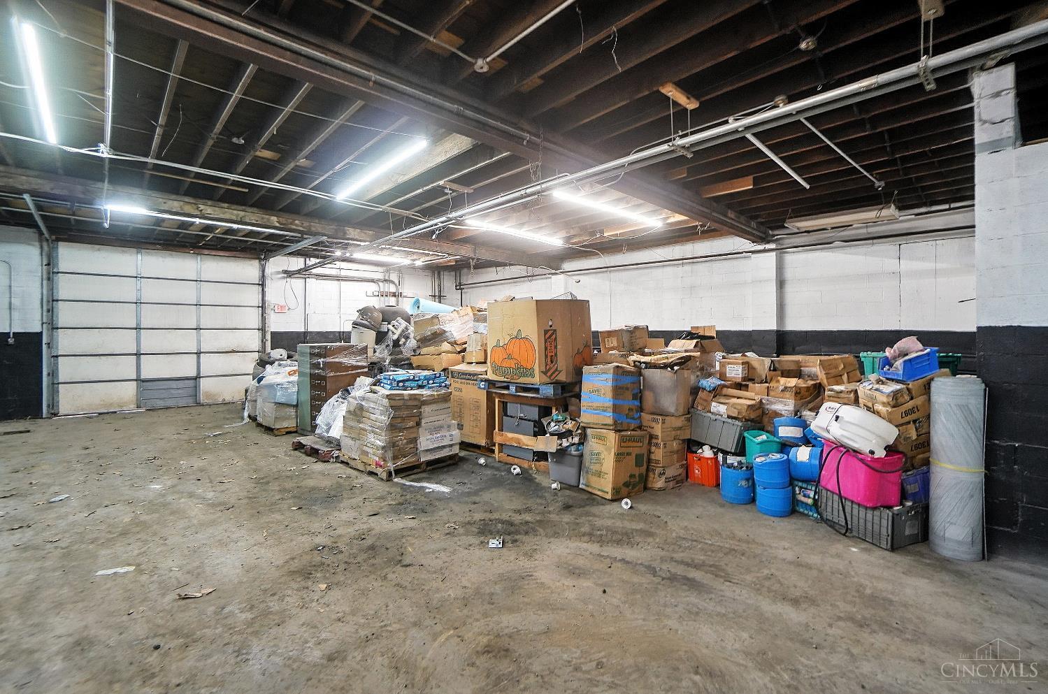 S 603 Broadway Street Property Photo 27