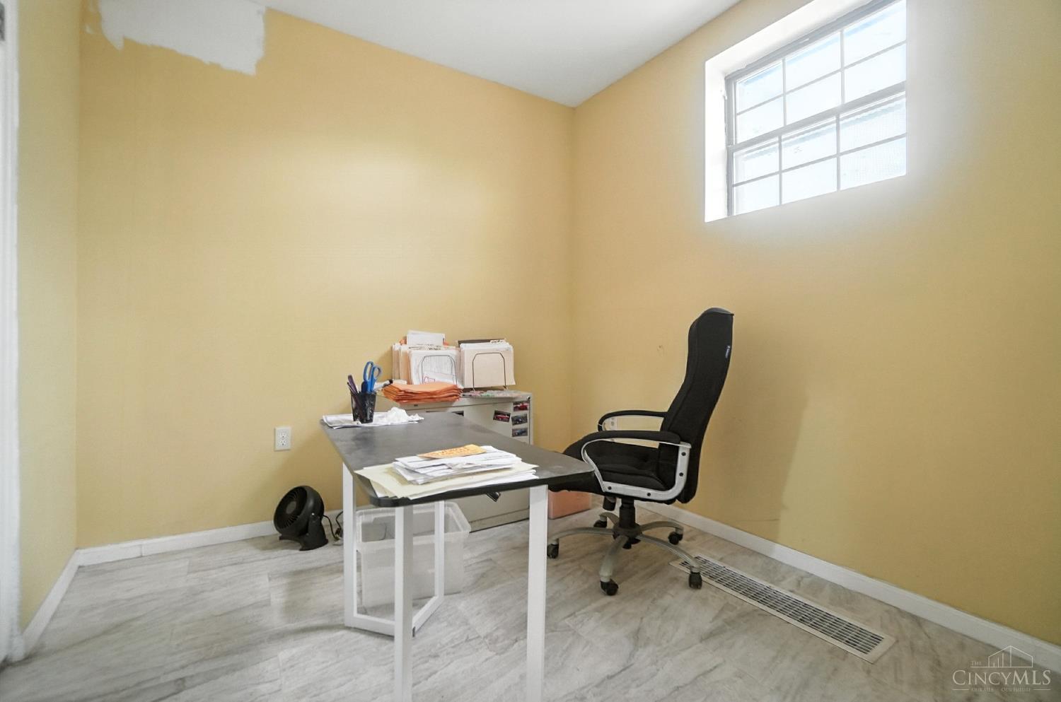 S 603 Broadway Street Property Photo 41