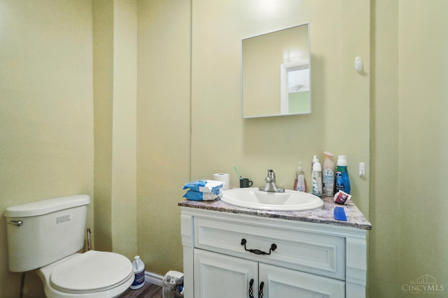 S 603 Broadway Street Property Photo 61