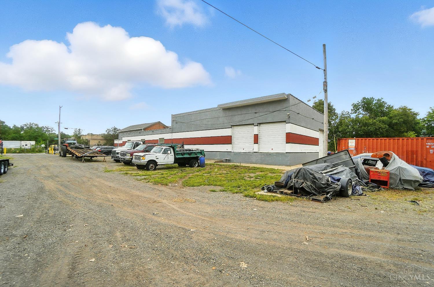 S 603 Broadway Street Property Photo 65