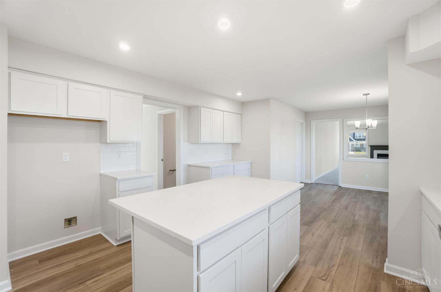 6268 Richards Drive Property Photo 15