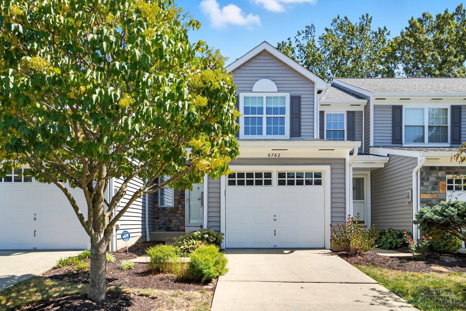 6762 Sandharbor Court Property Photo 1