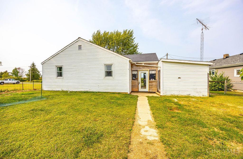 3849 Nichols Road Property Photo 4