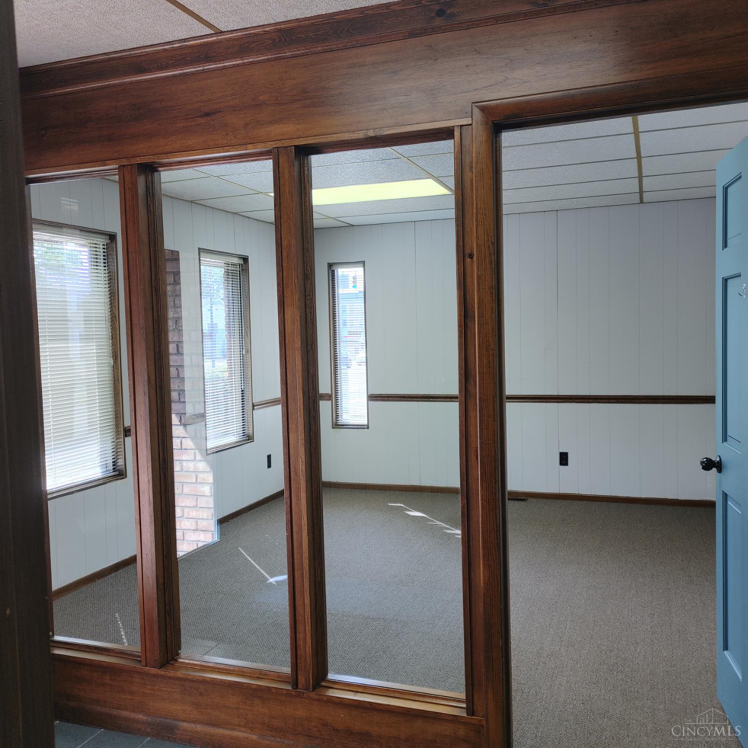 2005 Central Avenue Property Photo 7