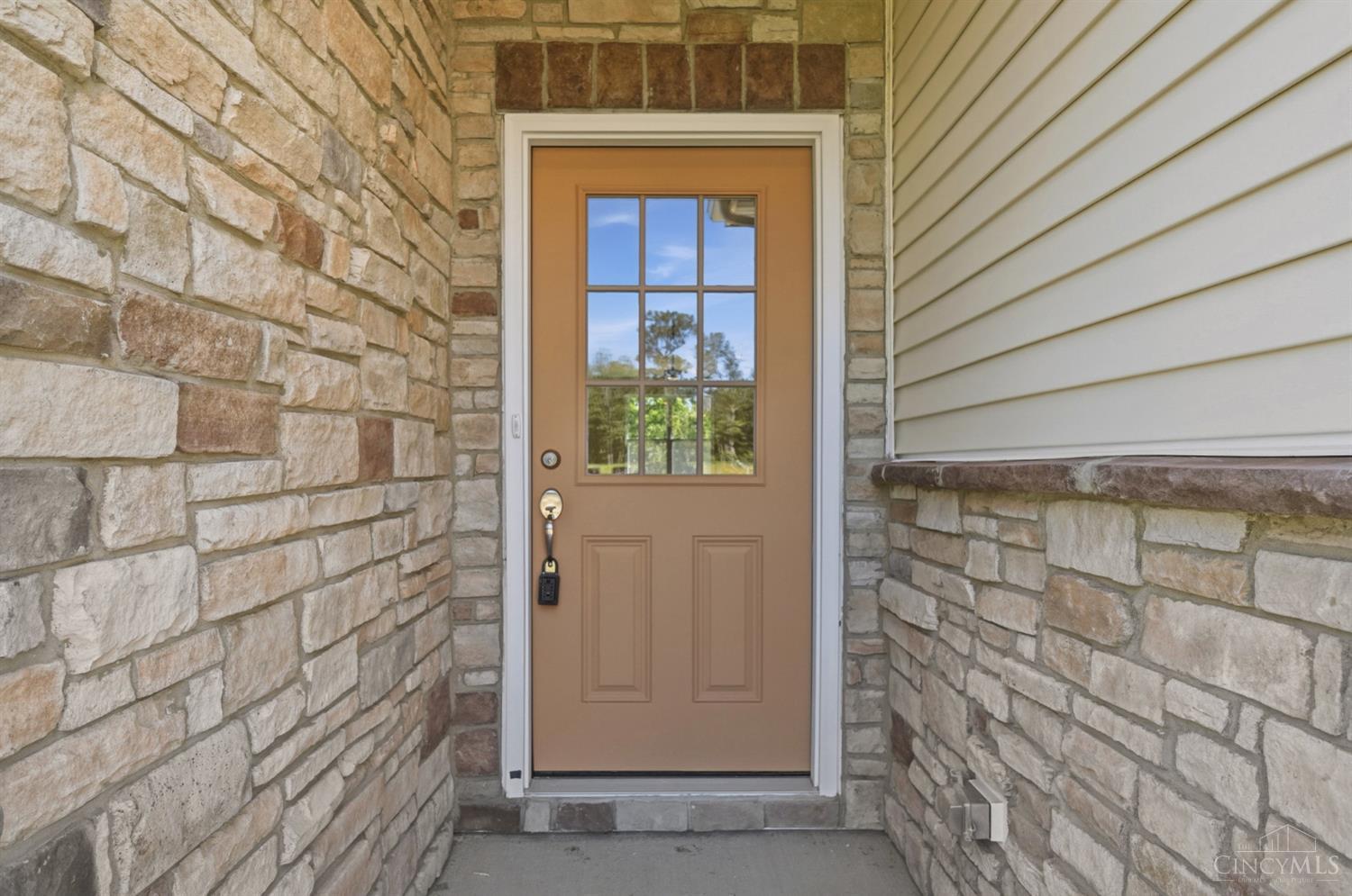 1255 Eagle Boulevard Property Photo 3