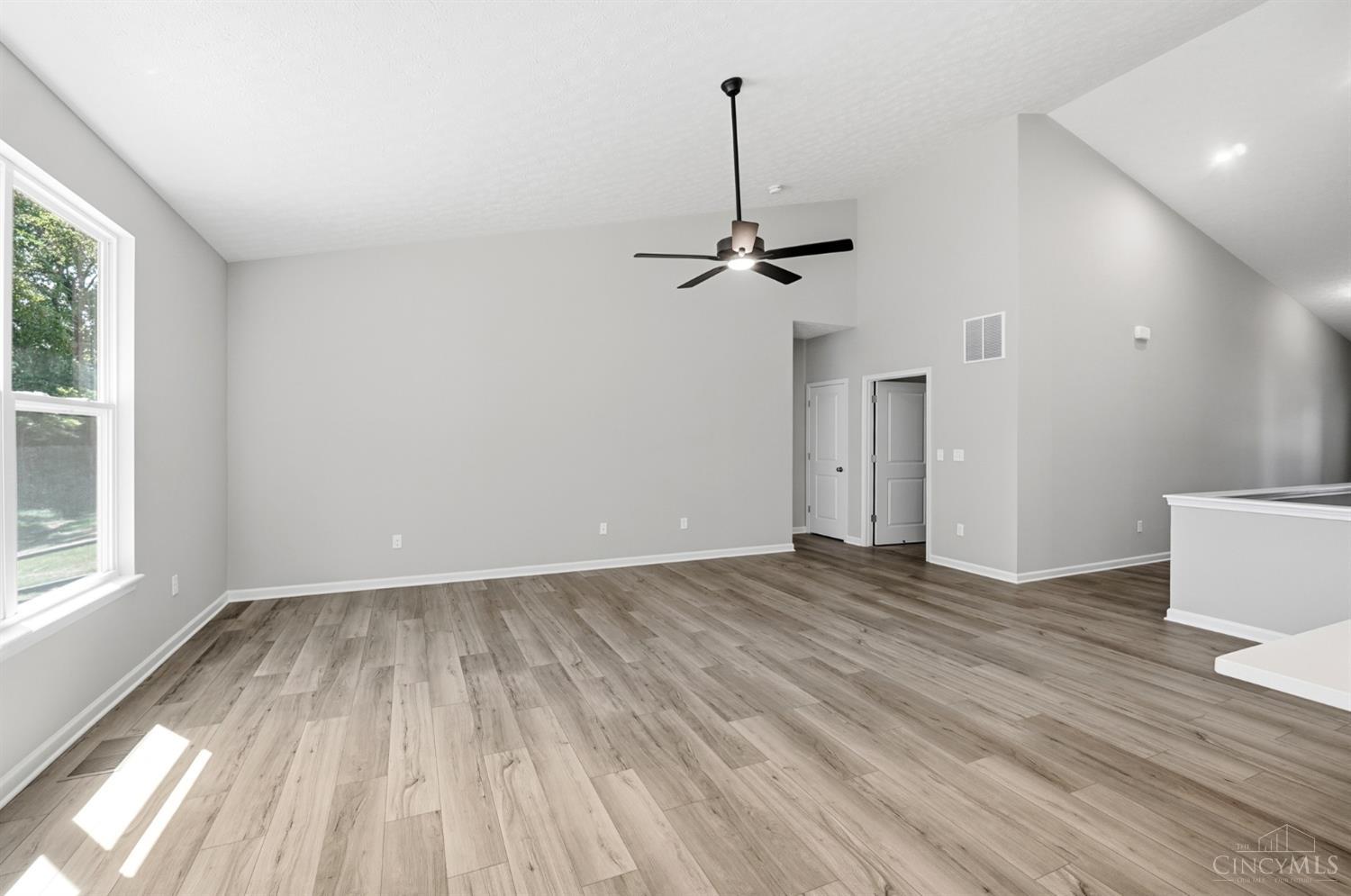 1255 Eagle Boulevard Property Photo 8