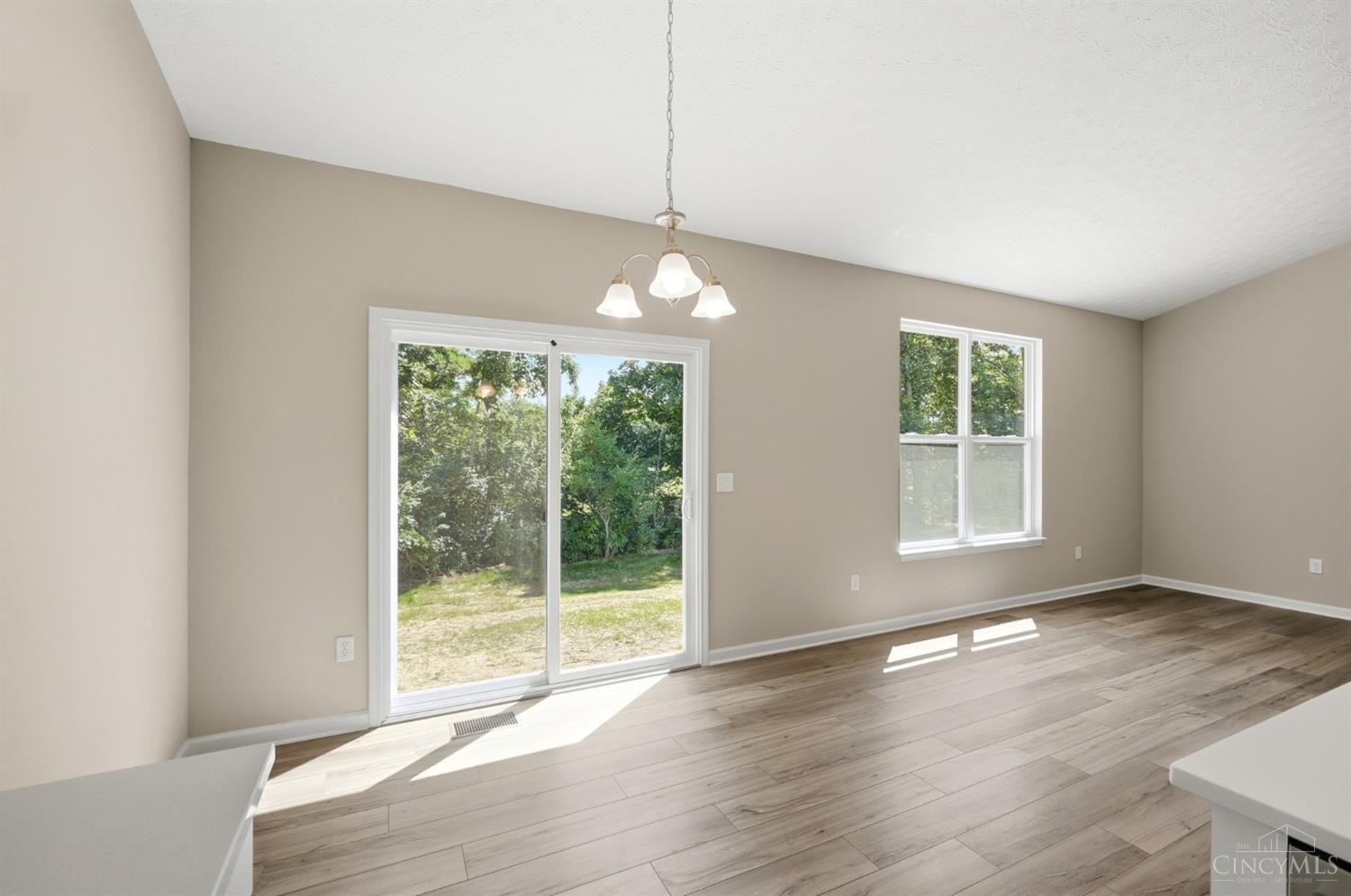 1255 Eagle Boulevard Property Photo 14