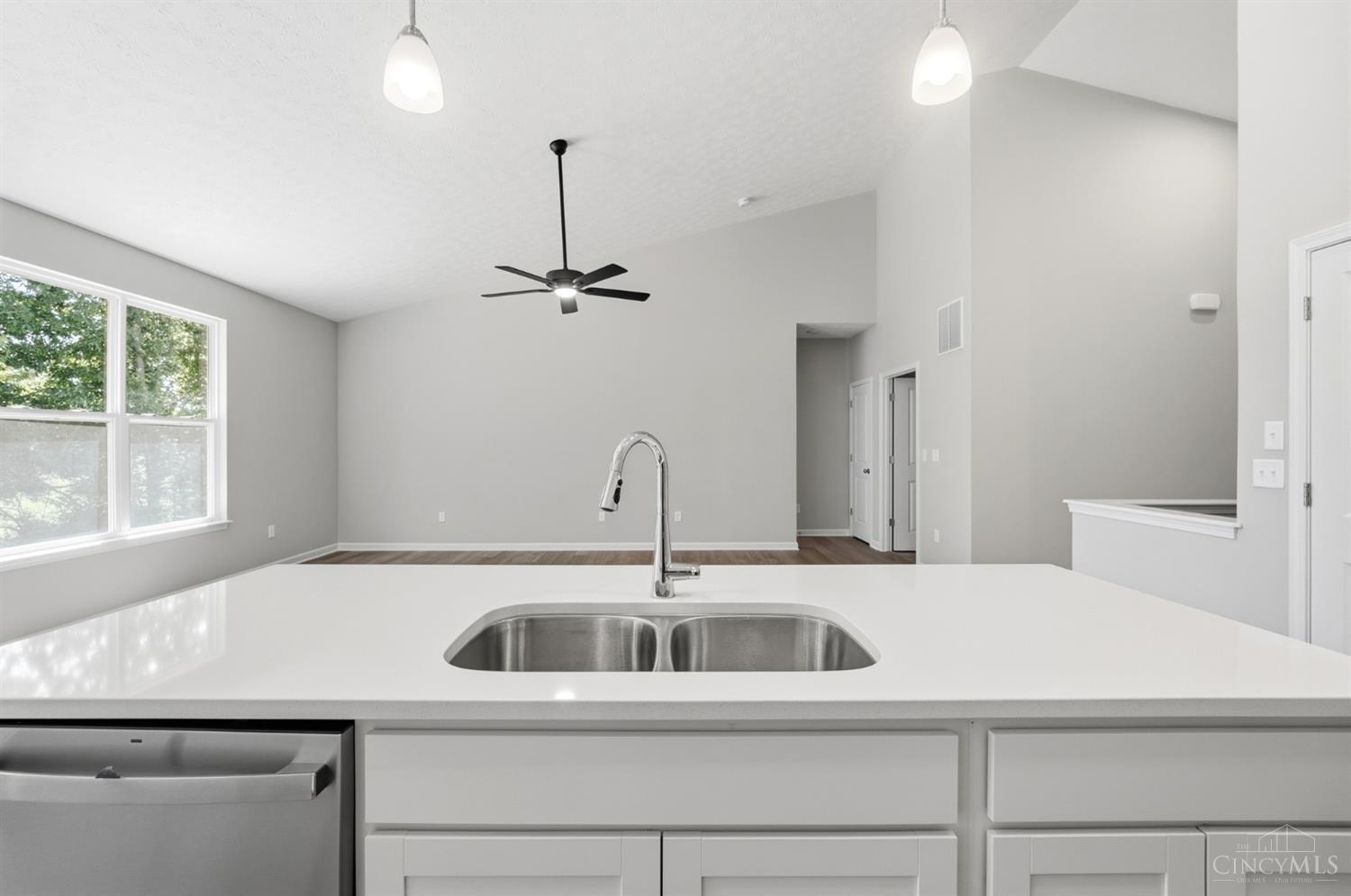 1255 Eagle Boulevard Property Photo 16
