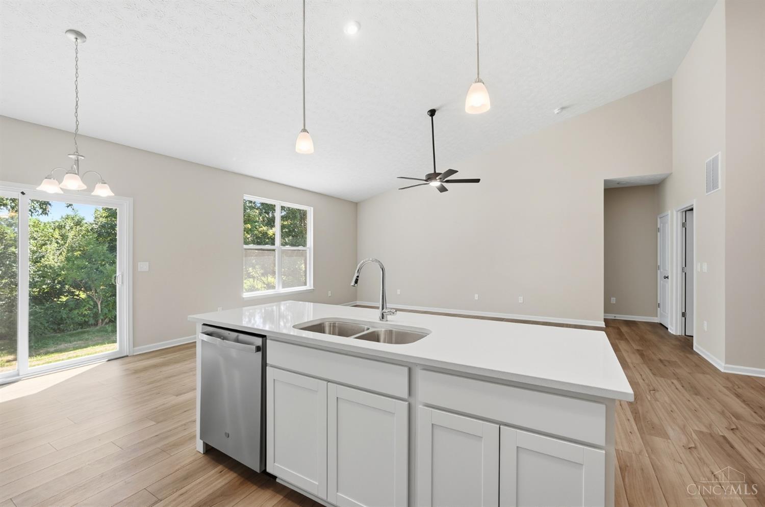 1255 Eagle Boulevard Property Photo 20