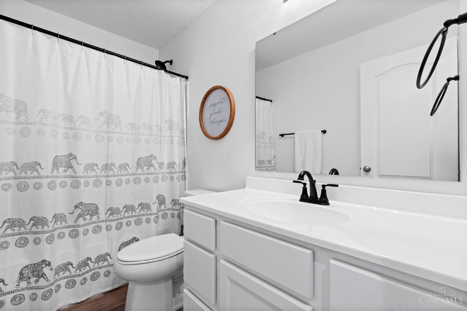 140 Kenneth Hamilton Way Property Photo 20