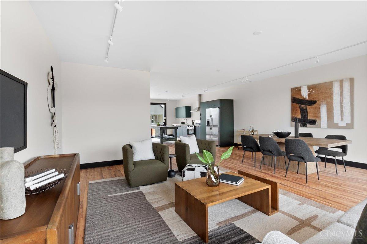 3531 Eden Avenue Property Photo 9