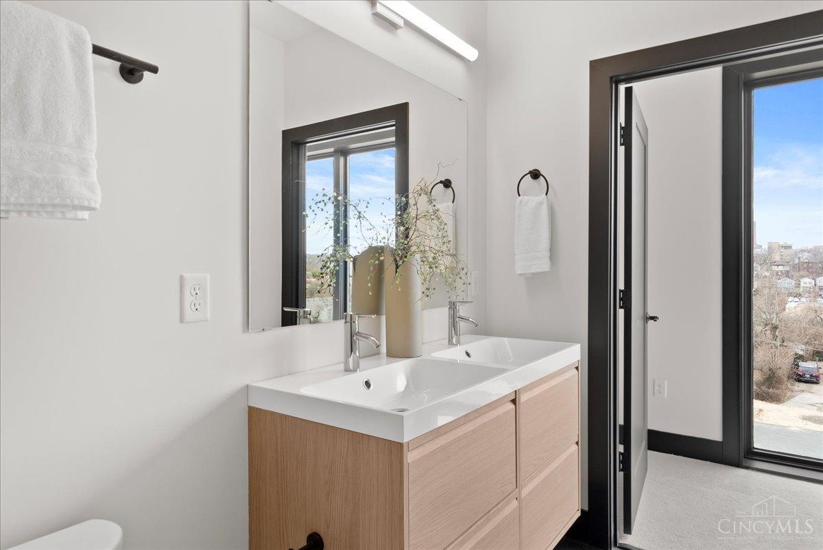 3531 Eden Avenue Property Photo 16