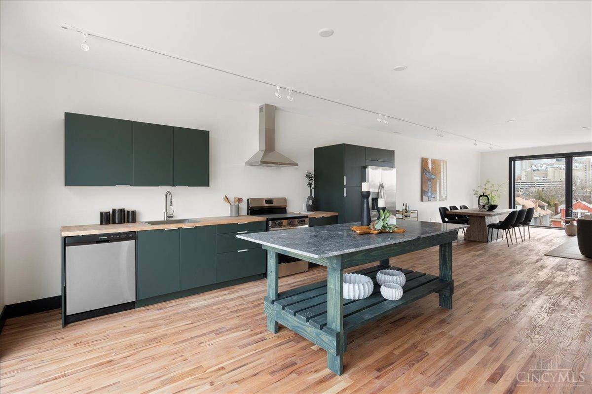 3531 Eden Avenue Property Photo 32