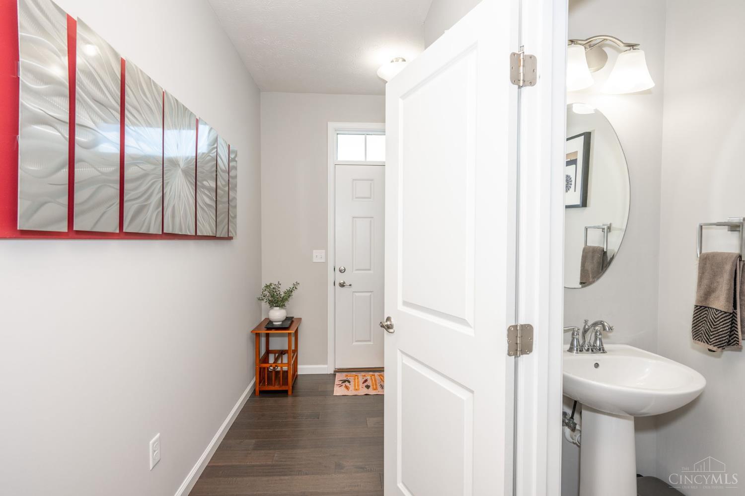 3333 Crescent Falls Way Property Photo 4