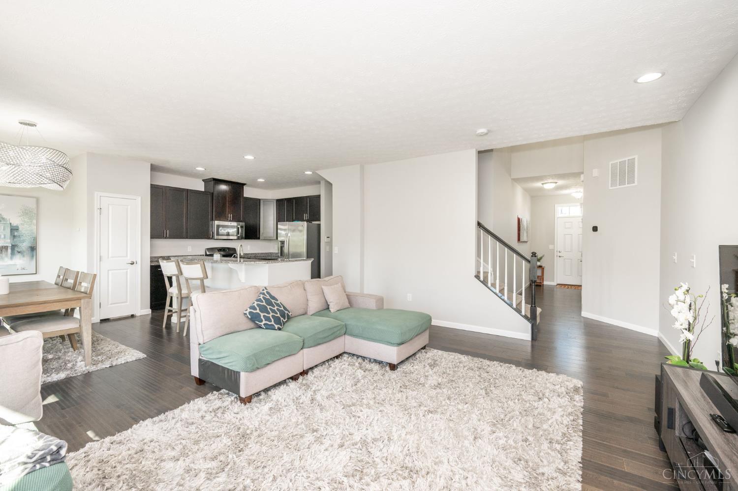 3333 Crescent Falls Way Property Photo 10