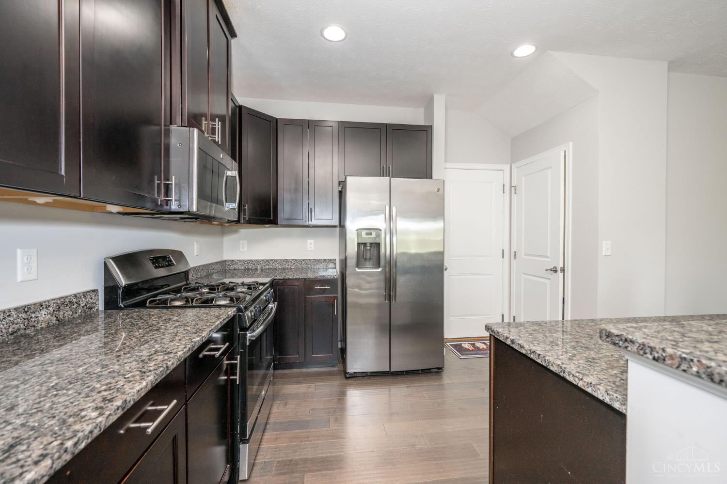 3333 Crescent Falls Way Property Photo 19