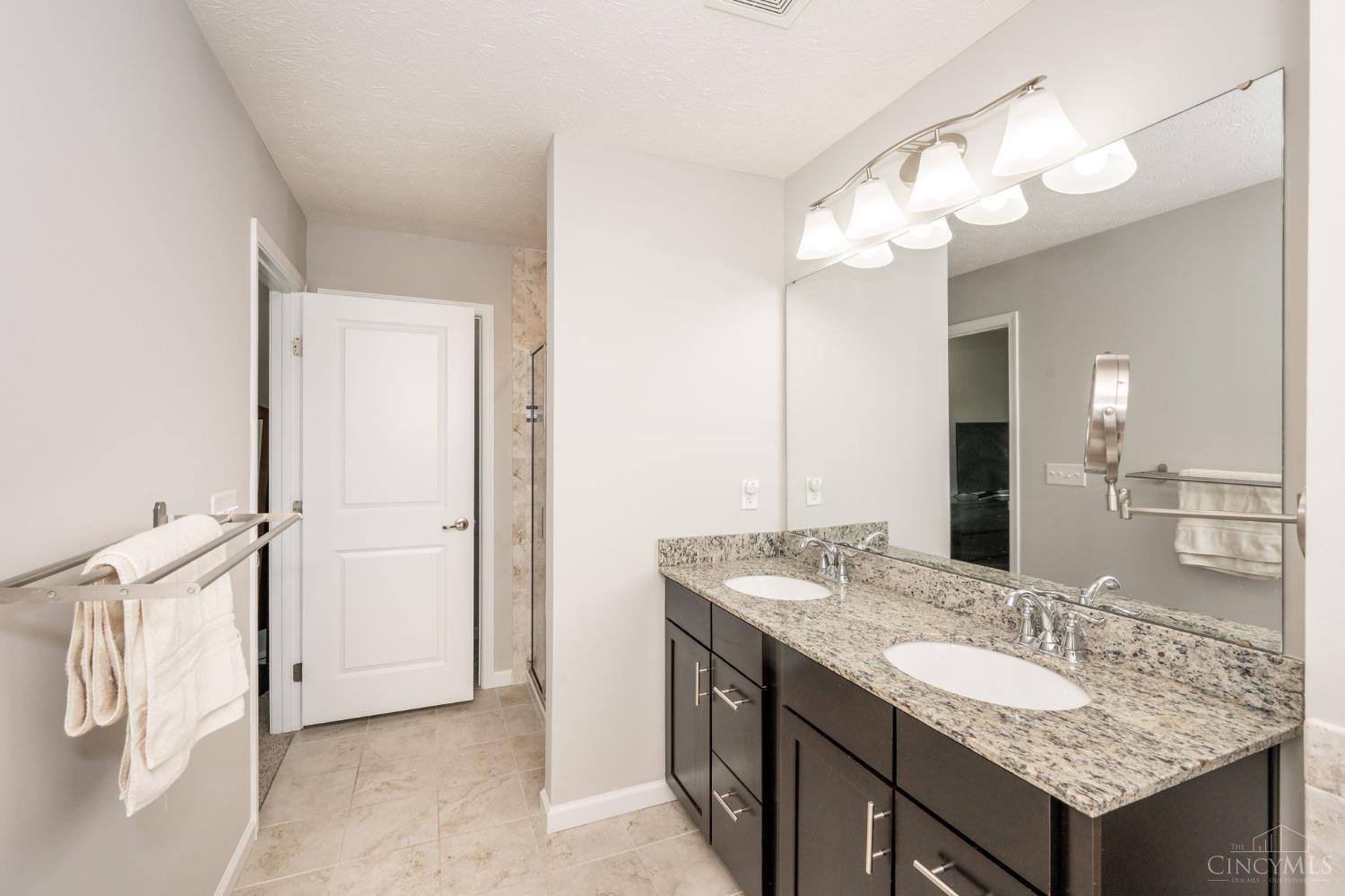 3333 Crescent Falls Way Property Photo 31