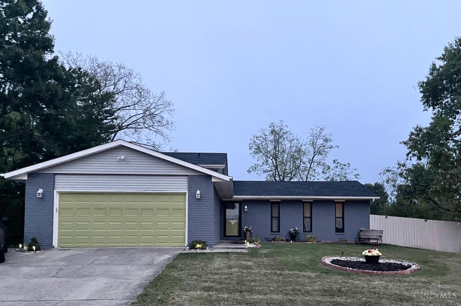 4077 Bramble Court Property Photo 1