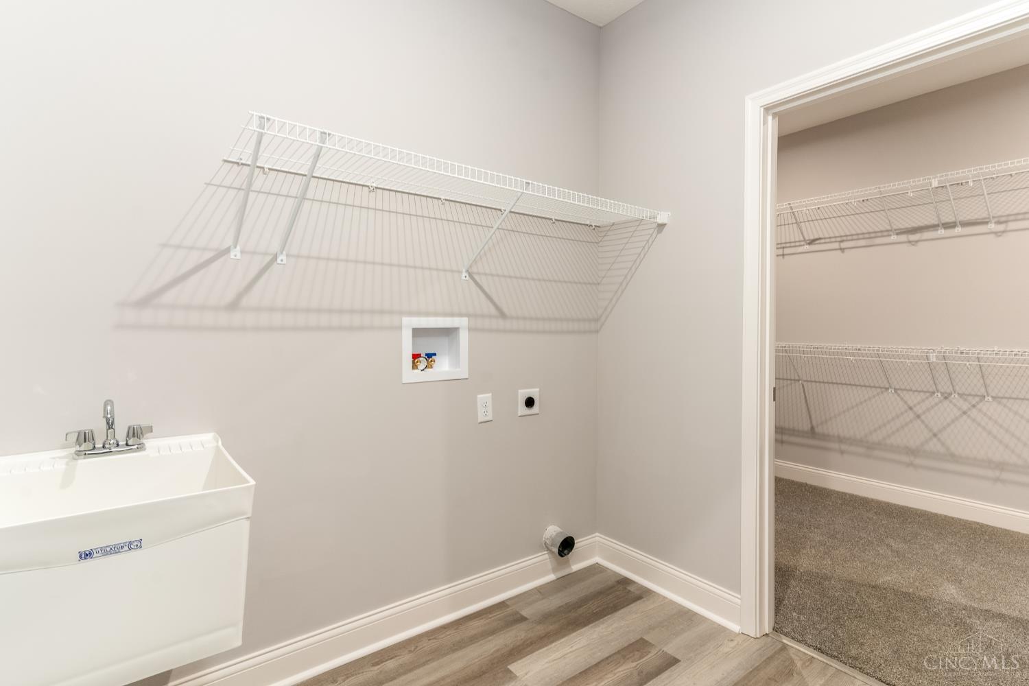 3269 Thoroughbred Drive Property Photo 20