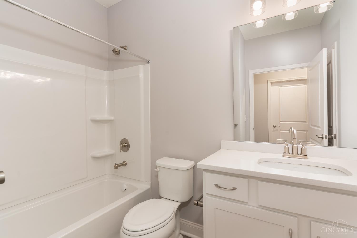 3269 Thoroughbred Drive Property Photo 23