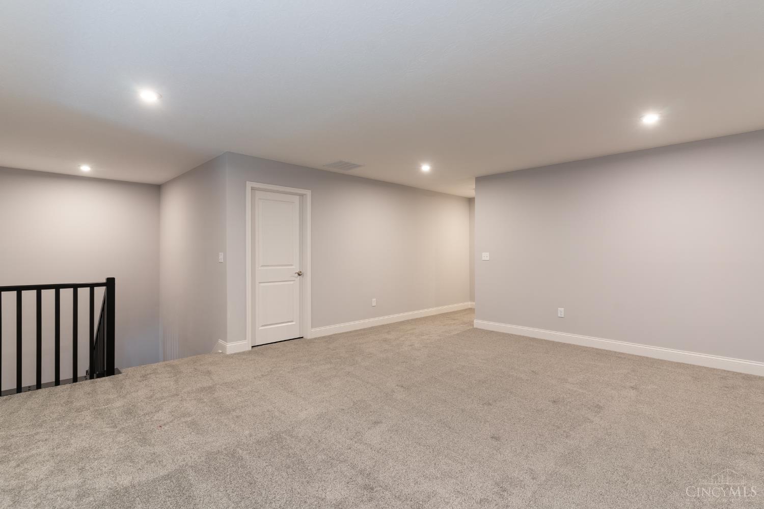3269 Thoroughbred Drive Property Photo 25