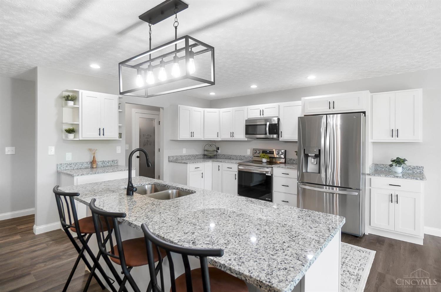 108 Brookshire Way Property Photo 13