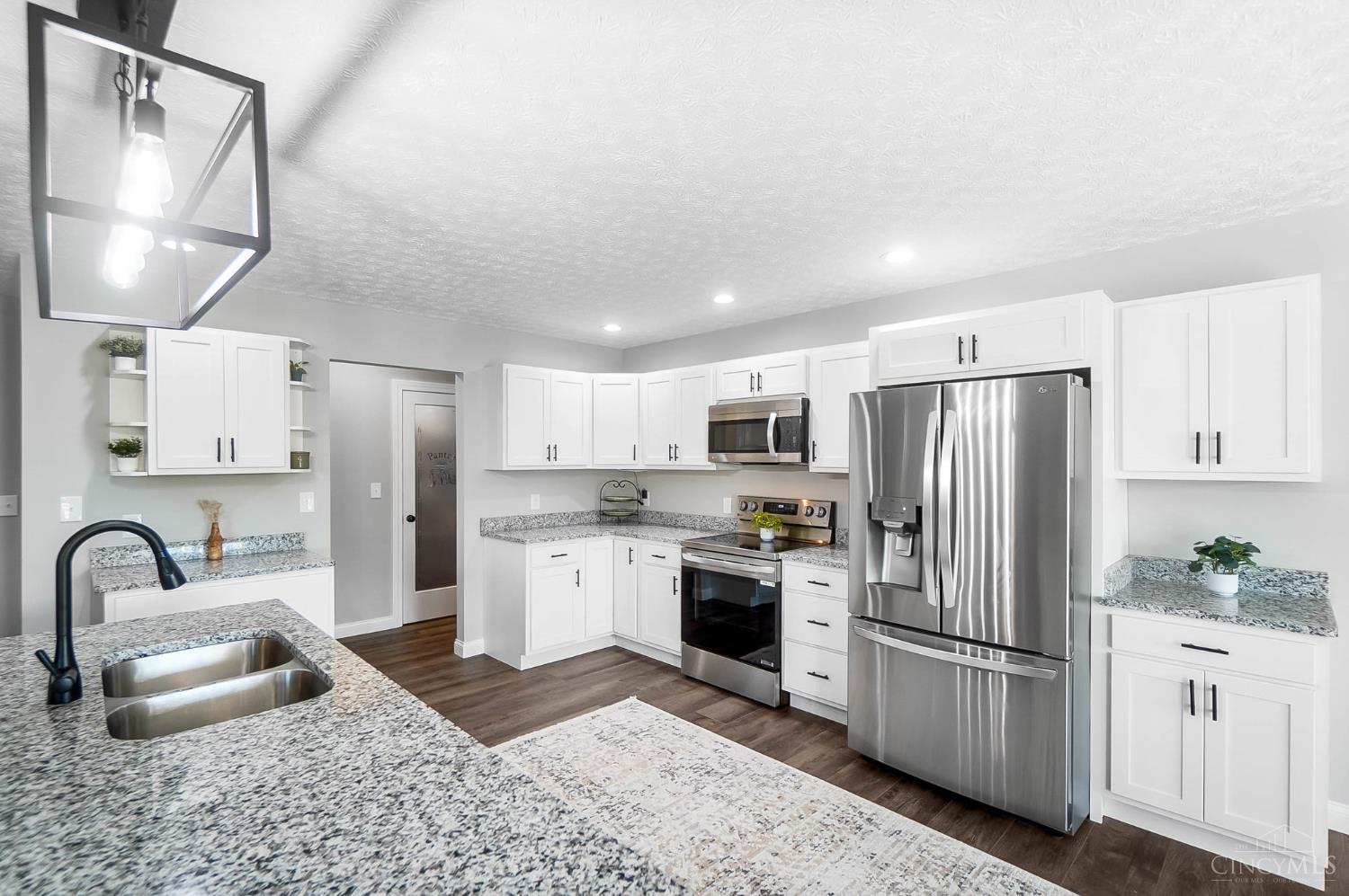 108 Brookshire Way Property Photo 16