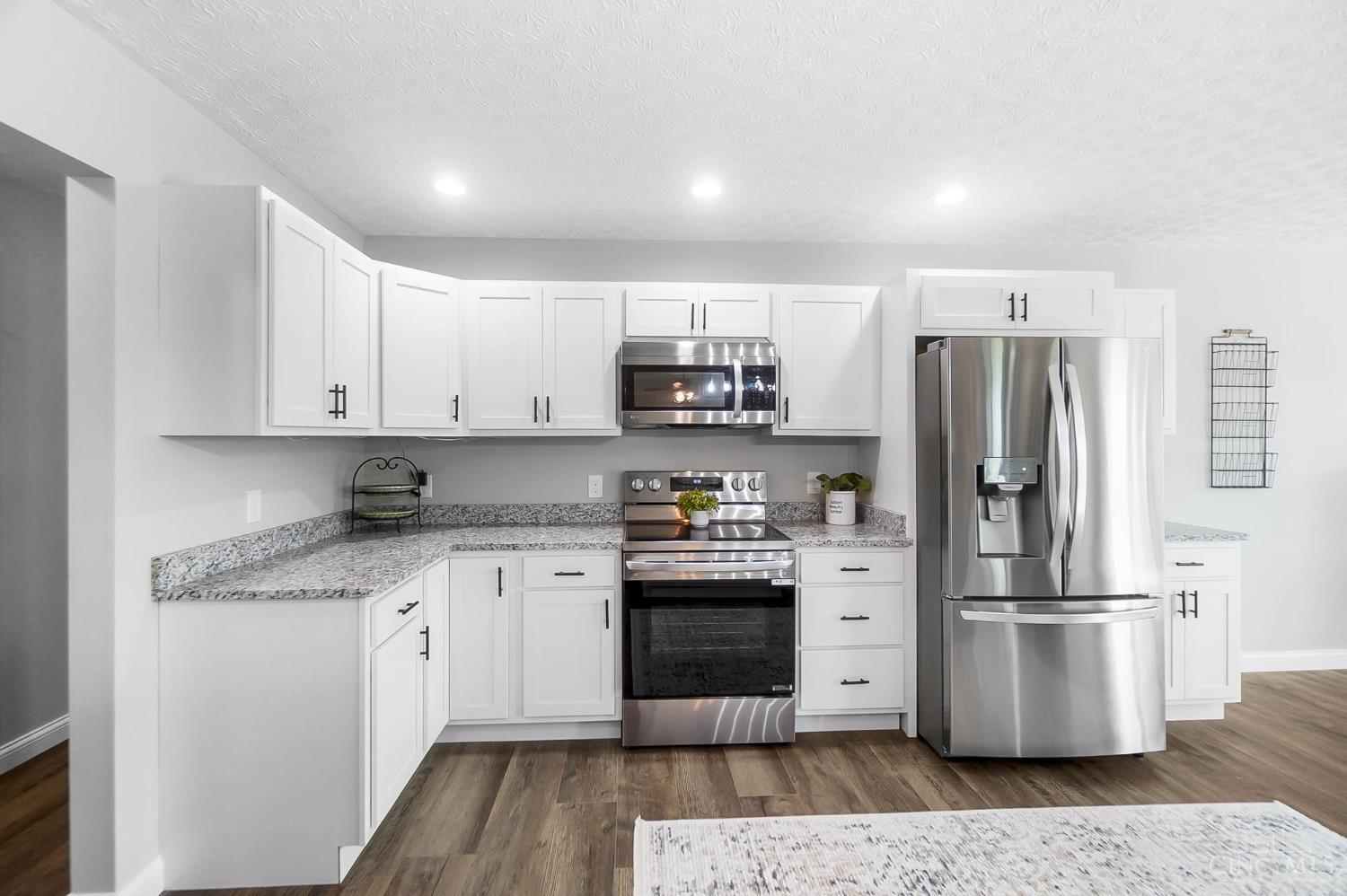 108 Brookshire Way Property Photo 17