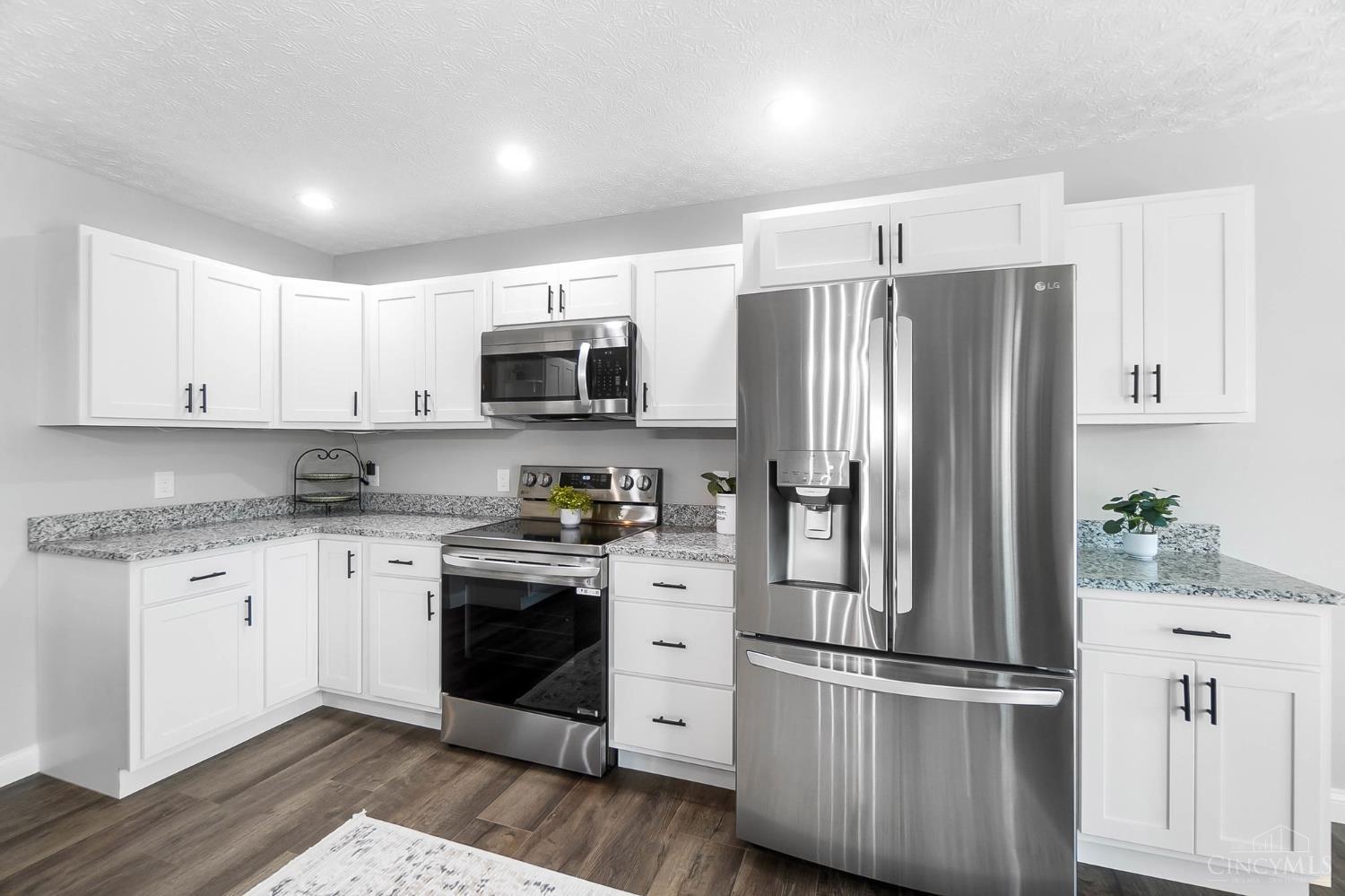 108 Brookshire Way Property Photo 18