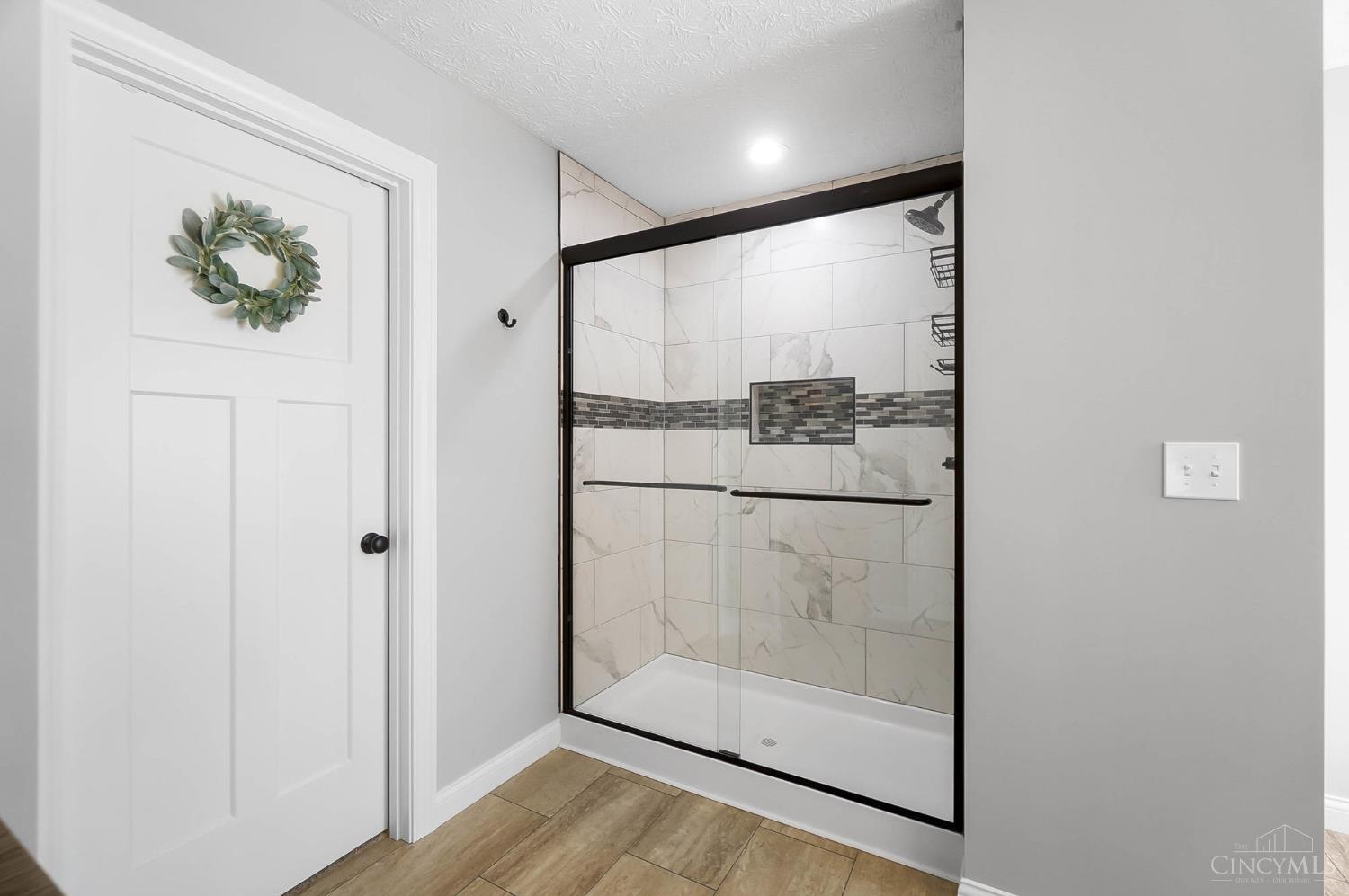 108 Brookshire Way Property Photo 34