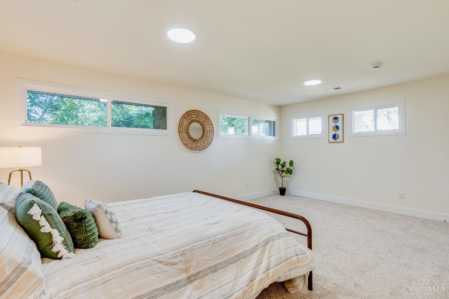 3345 River Road Property Photo 9