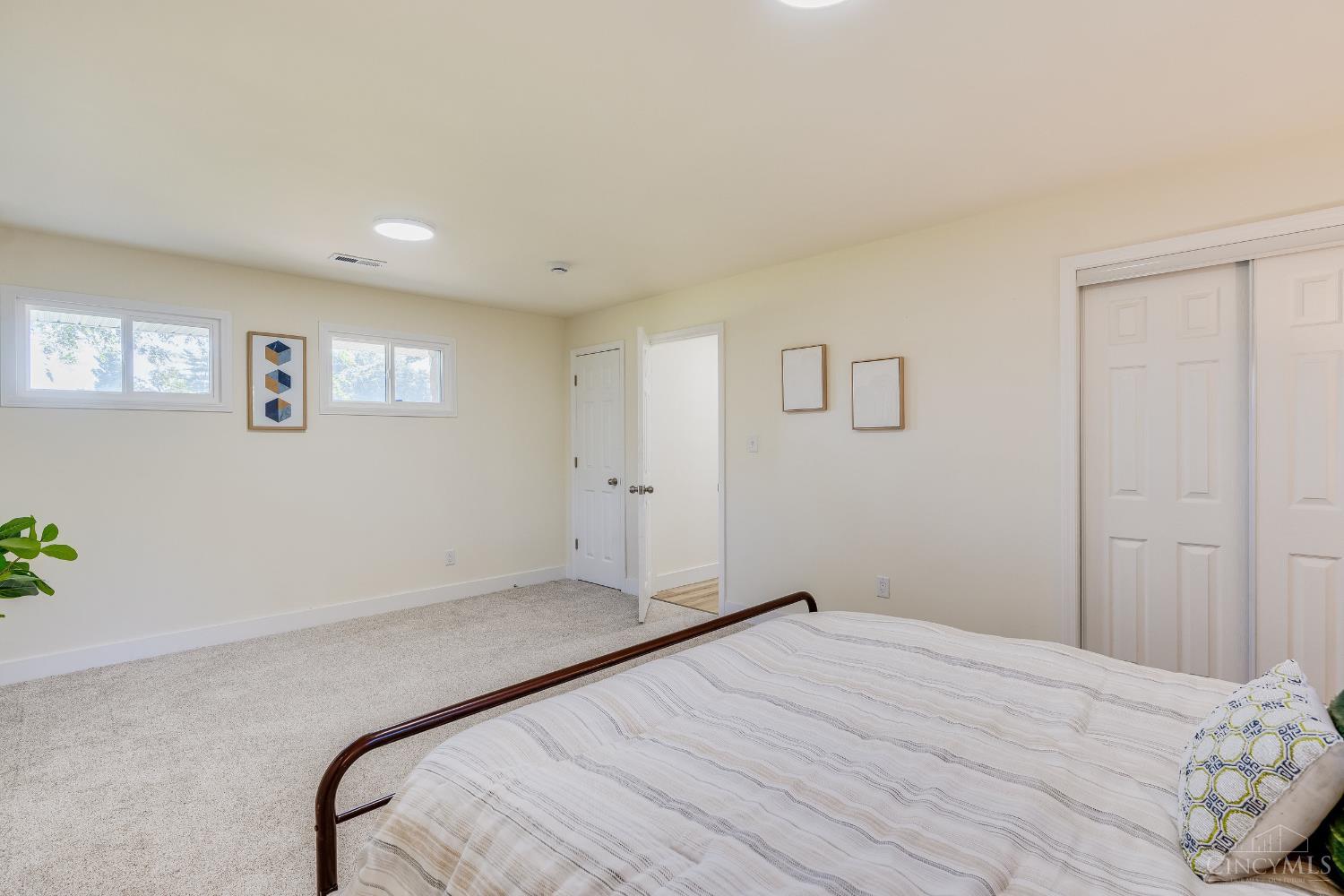 3345 River Road Property Photo 10