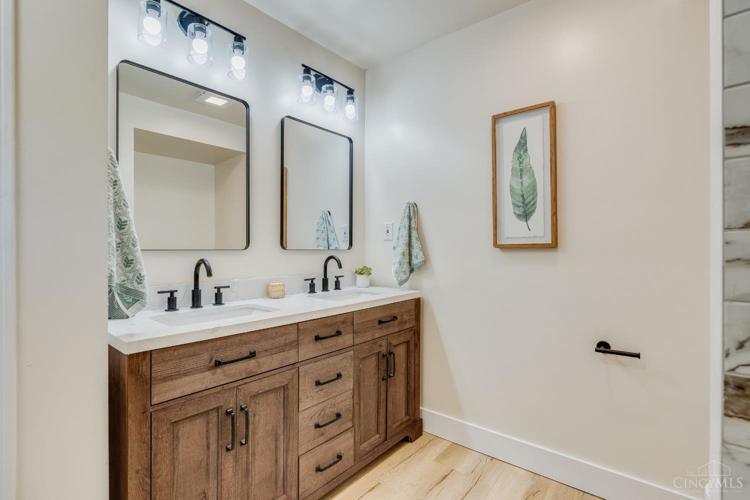 3345 River Road Property Photo 11