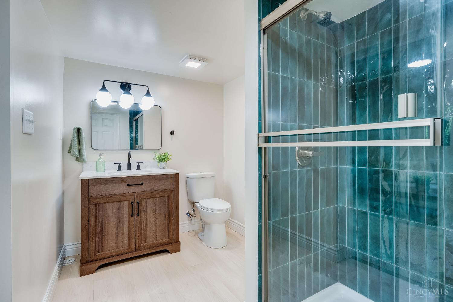 3345 River Road Property Photo 15