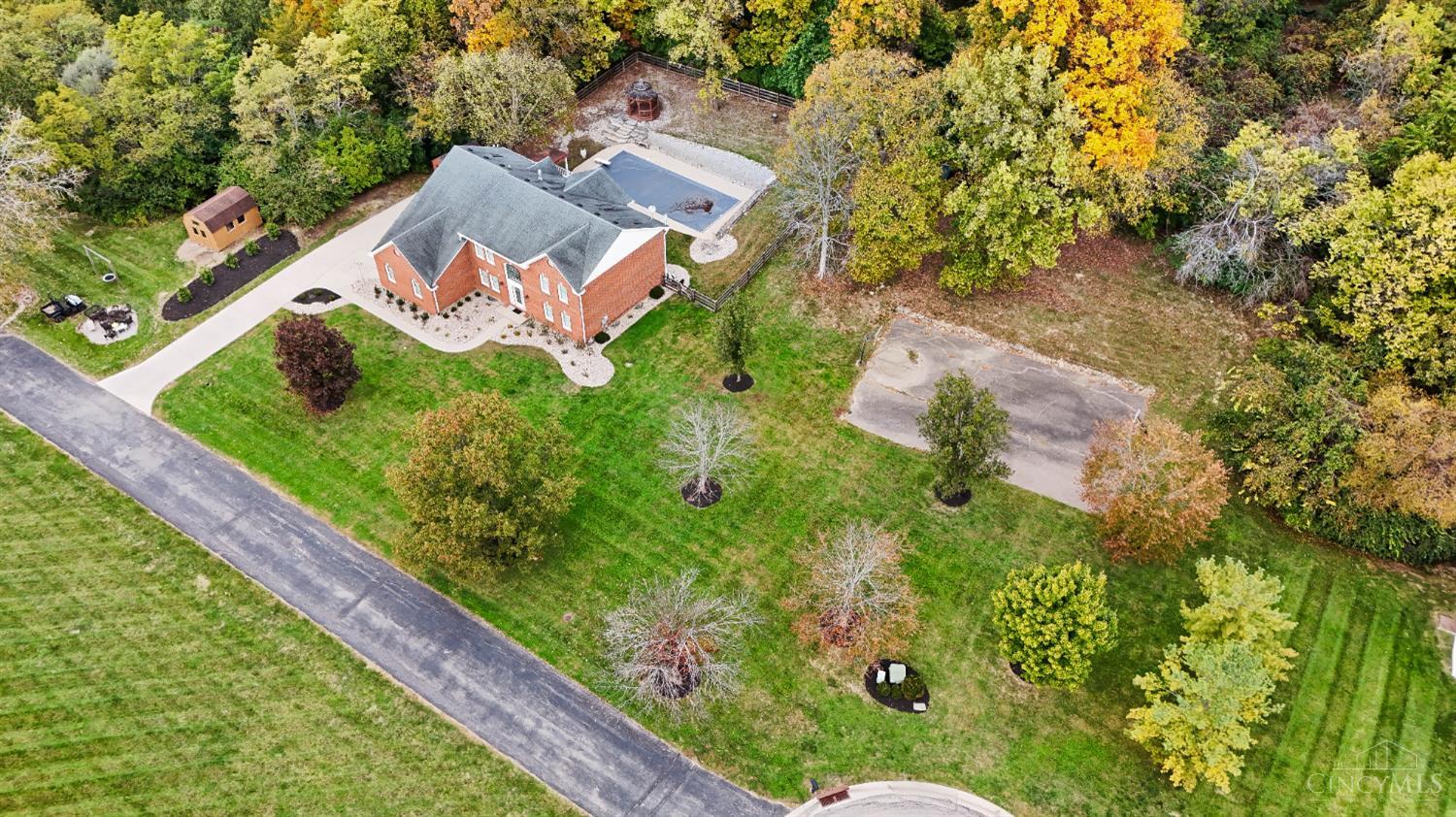 2558 Apple Ridge Lane Property Photo 6