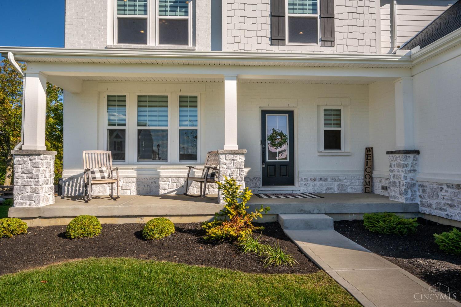 5289 Brougham Lane Property Photo 2