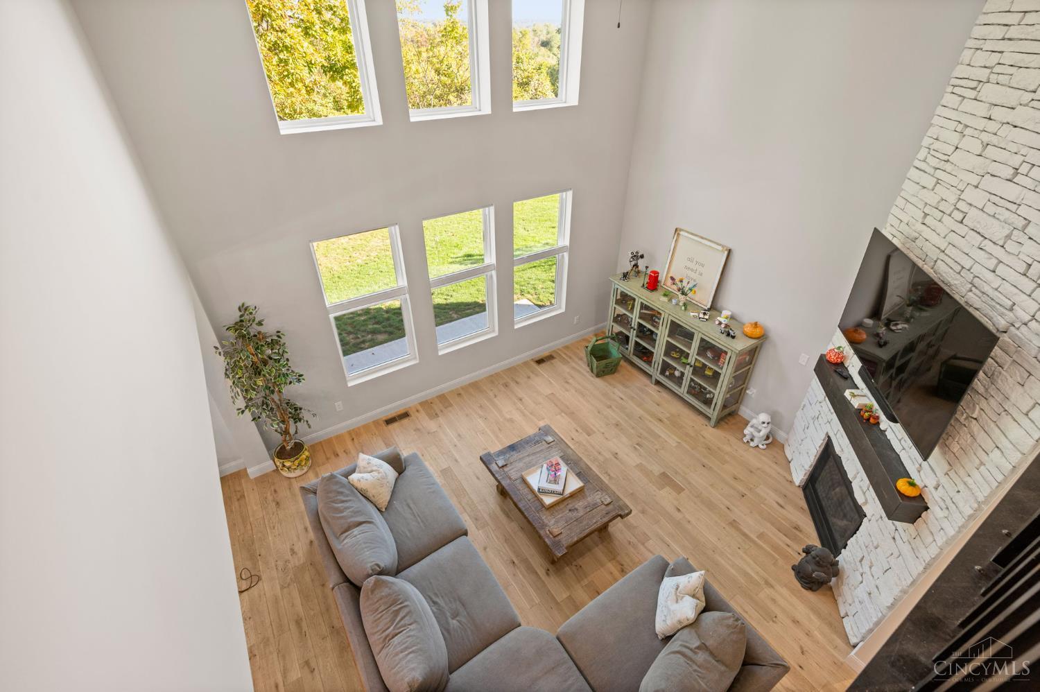 5289 Brougham Lane Property Photo 14