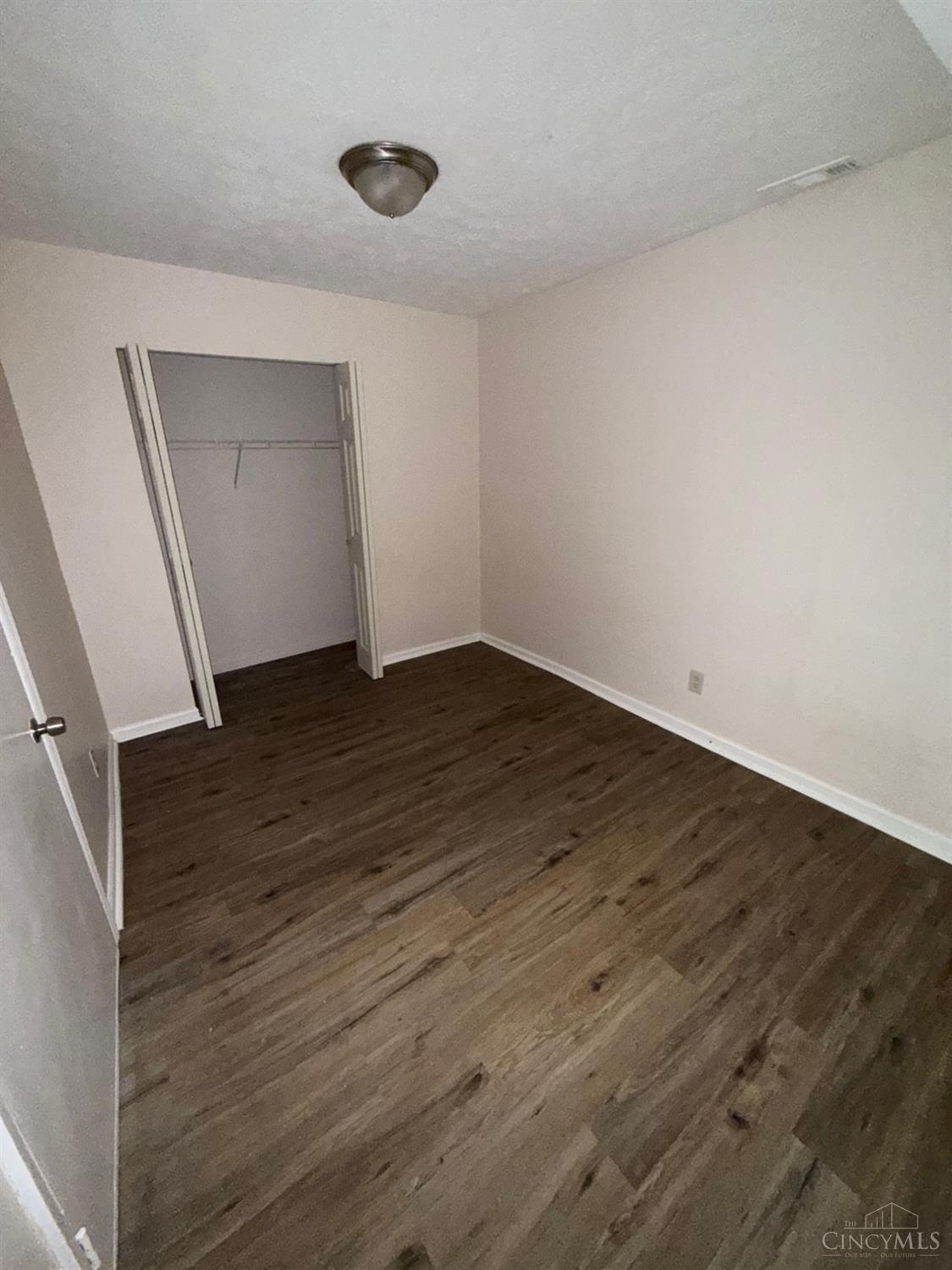 E 87 State Road Property Photo 12