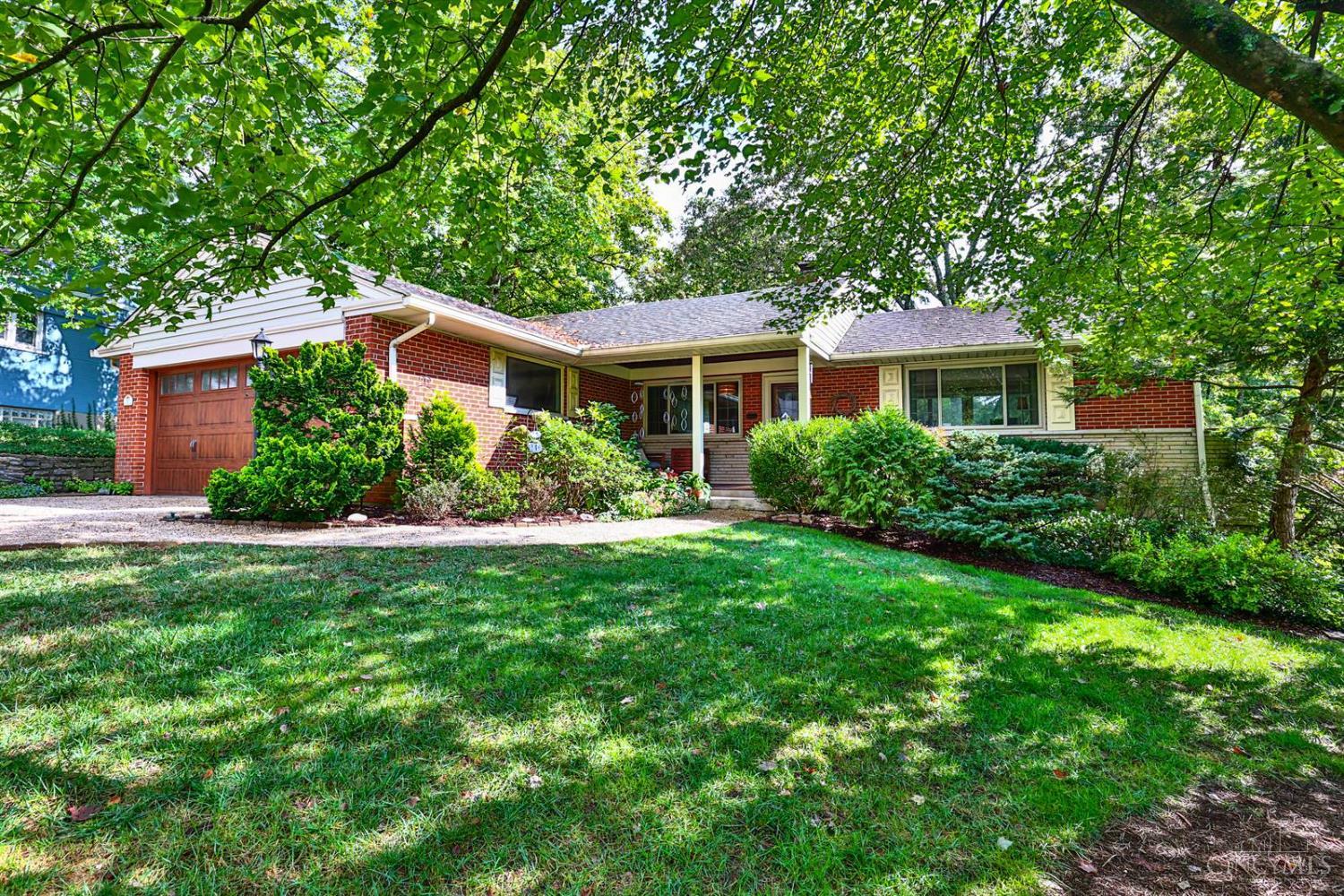 7471 Mar Del Drive Property Photo 1