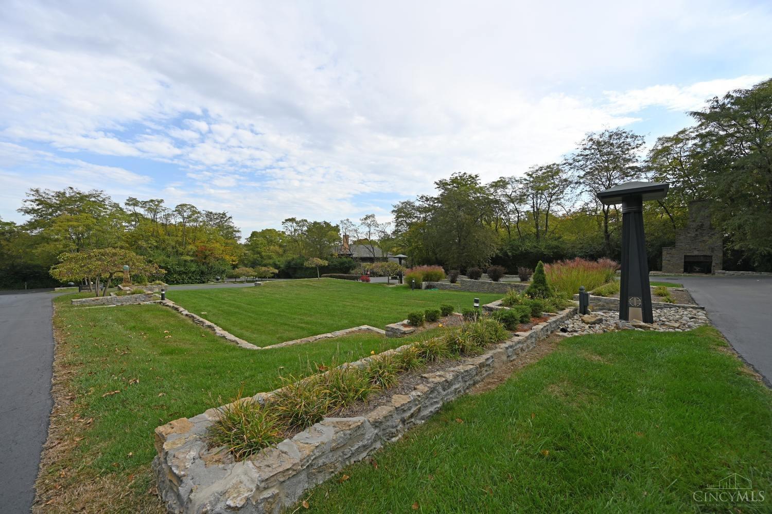 E 4401 Observatory Property Photo 7